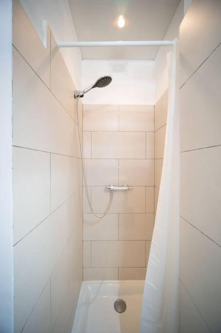 Appartement Tout Equipe Balcon 4 Pers St Charles Marseille Exteriör bild